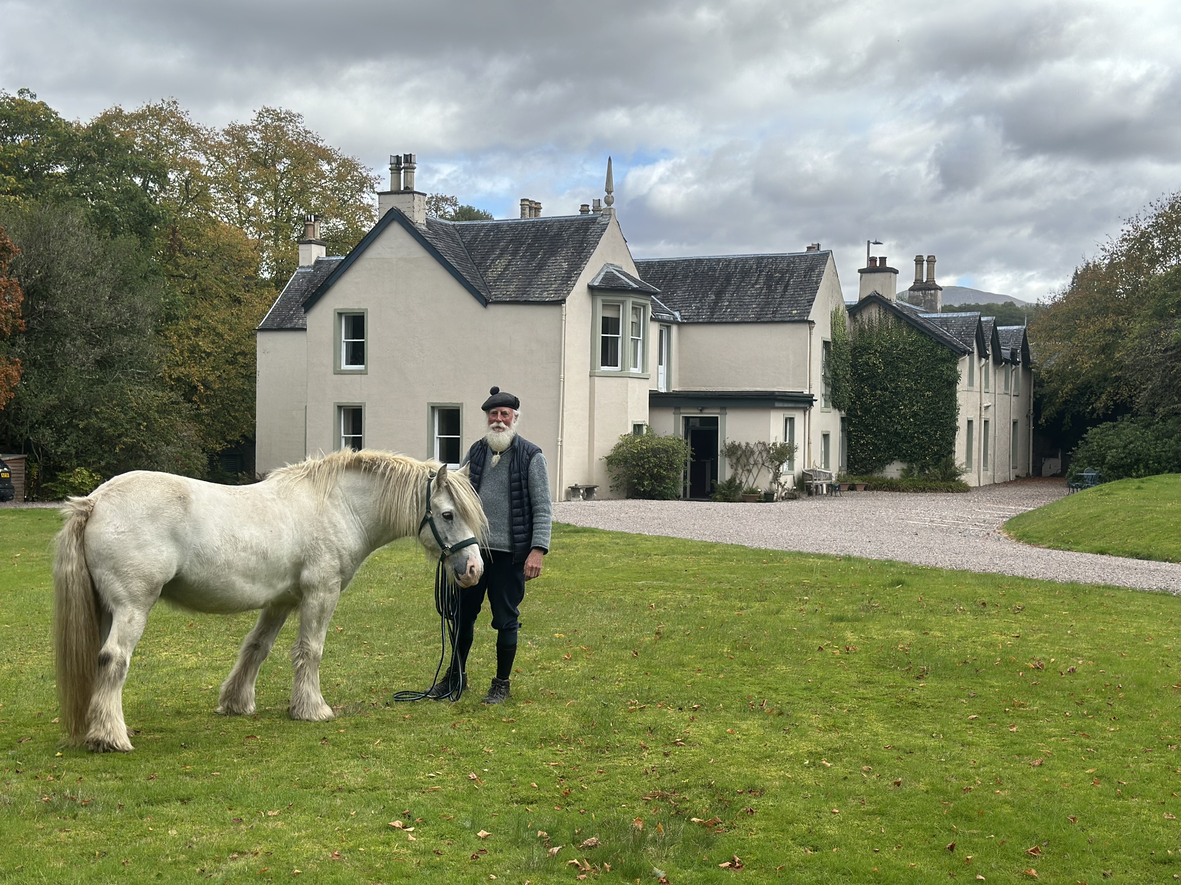 Arrival at Spean Lodge